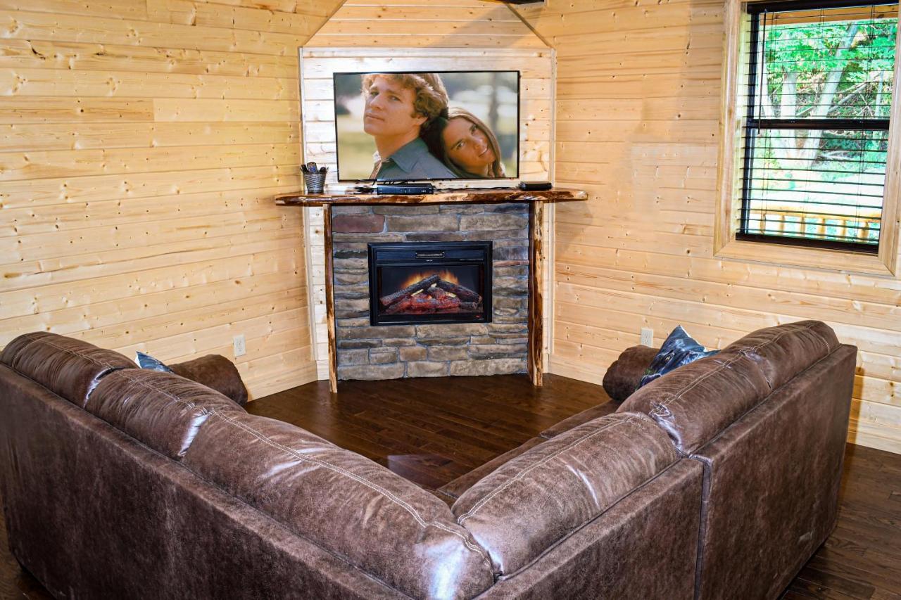 Gatlinburg - Honeymoon Hideaway Βίλα Εξωτερικό φωτογραφία
